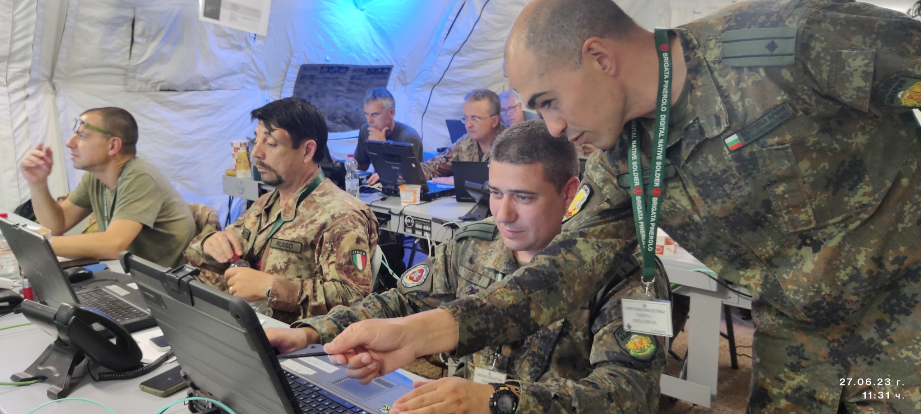 Военнослужещи от 2 Тунджанска механизирана бригада от състава на Сухопътните войски подпомагат италианските си колеги на учебен полигон „Ново село”