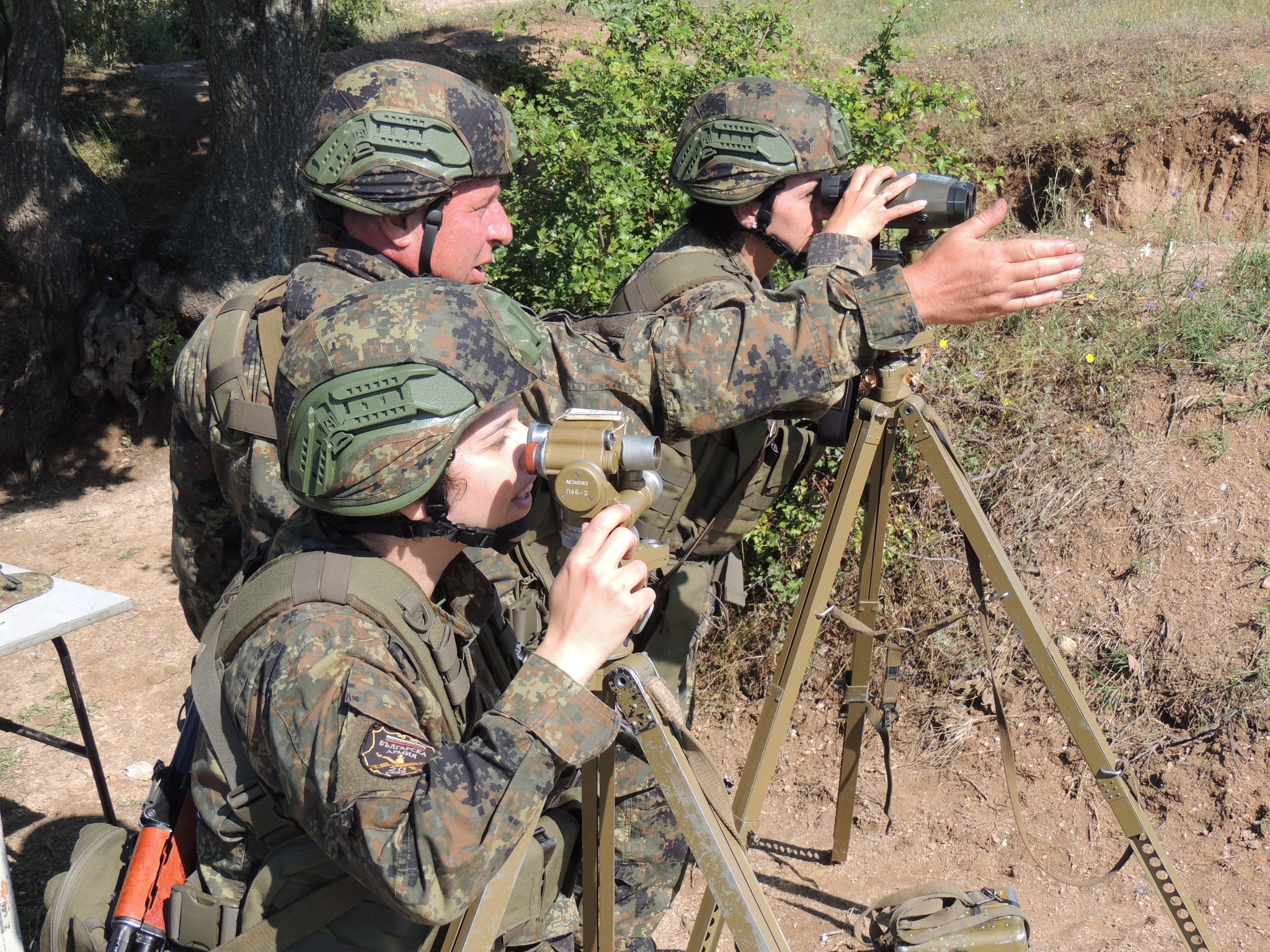 Формирования от състава на Сухопътните войски провеждат ротни тактически учения на учебен полигон „Корен”