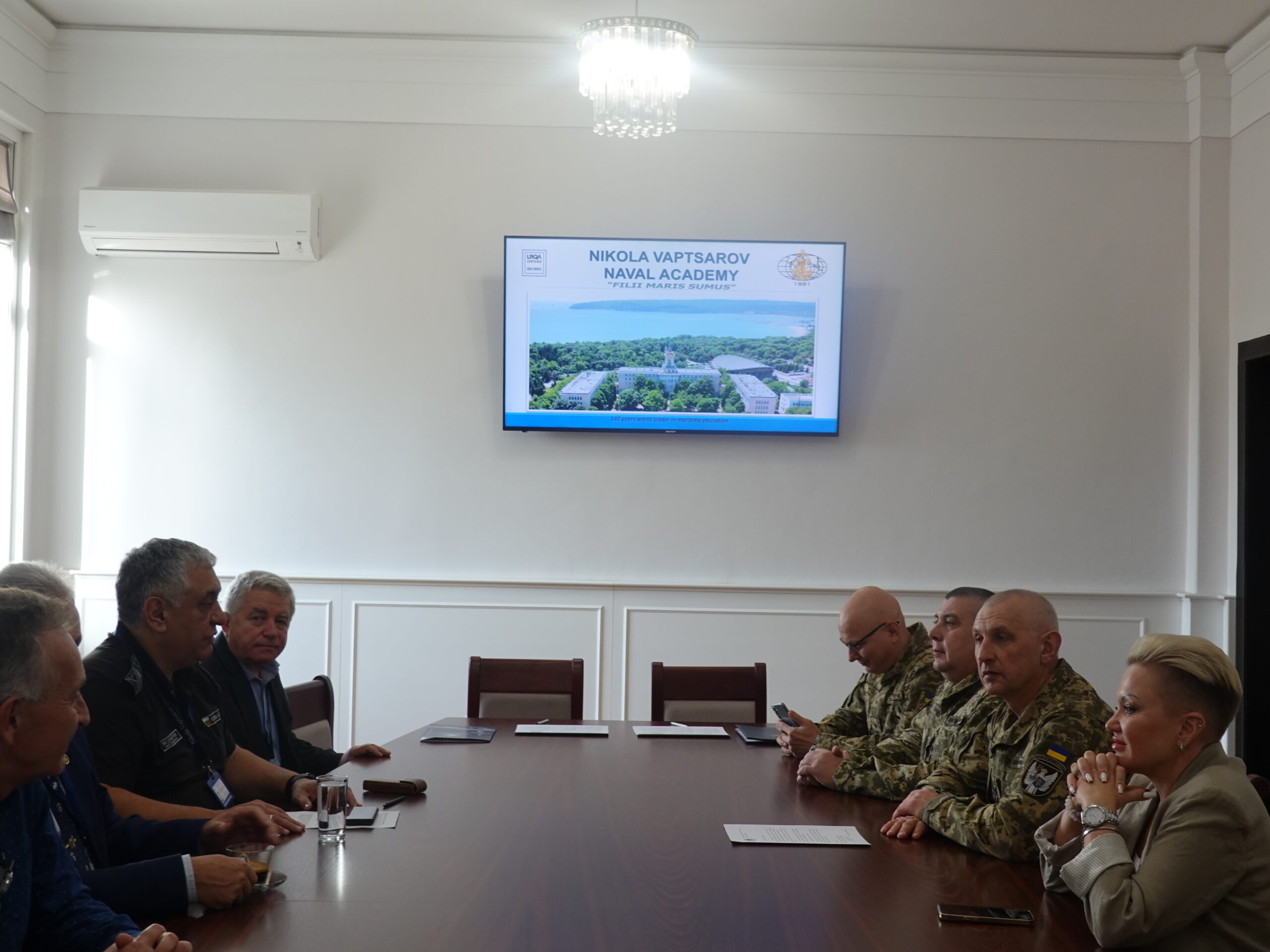 Морско училище подписа меморандум с украинския Военен институт за информационни технологии