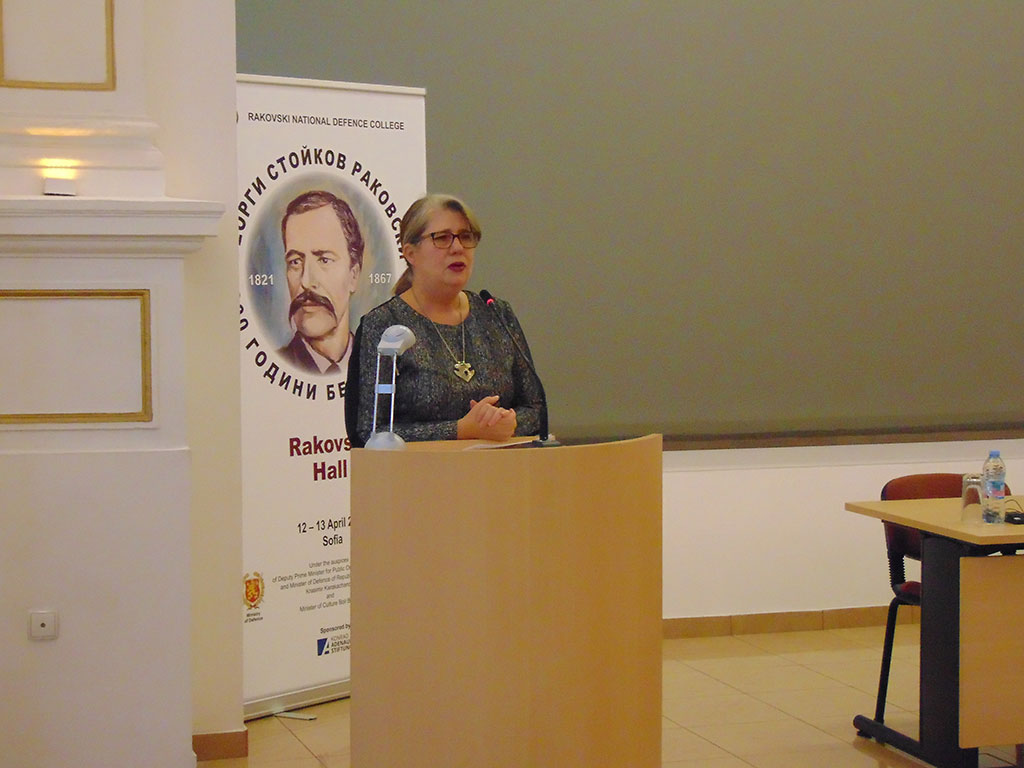 Необходими са способности за борба с дезинформацията