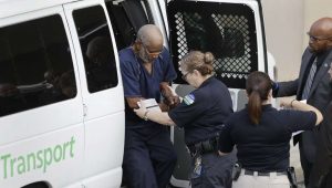 shofer-kamion-migranti-texas